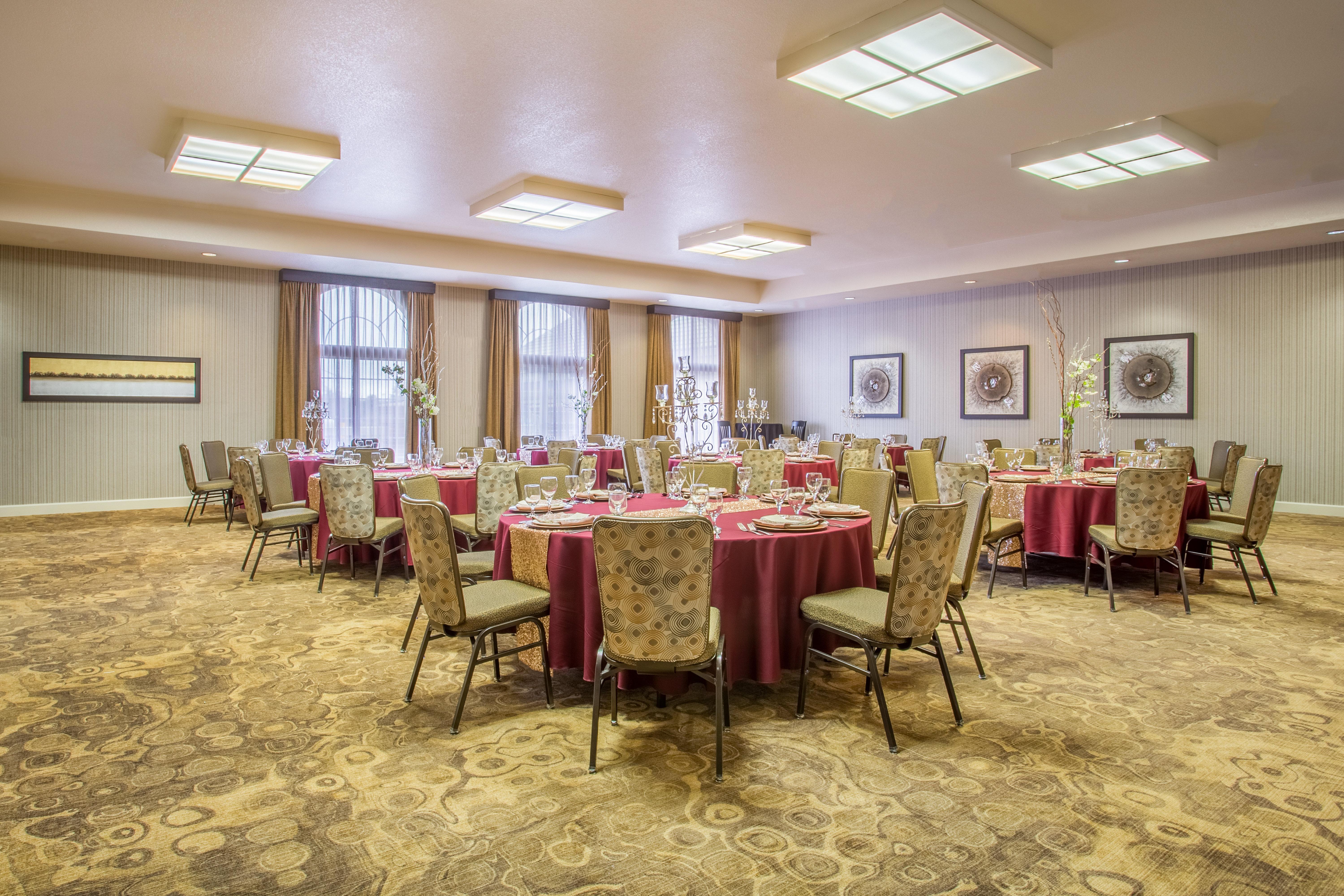 Holiday Inn Auburn By Ihg Exterior foto